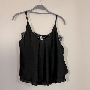 Intimately Black Double Ruffle Drape Night-Out Tank
25.22.07EB
